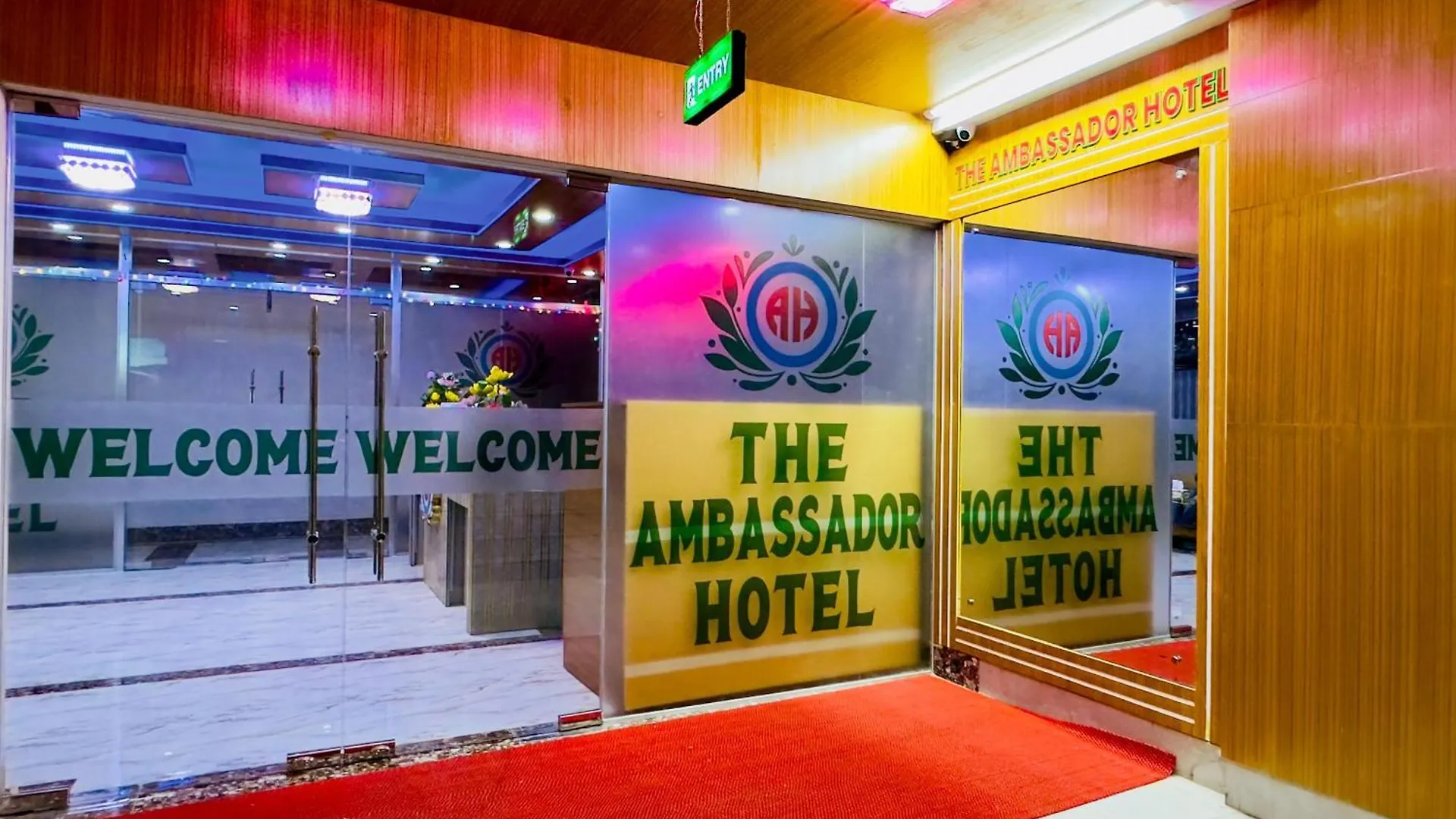 Hotel The Ambassador